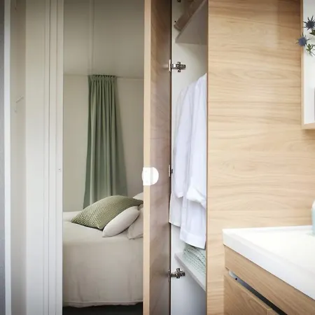 Senia Tucan Lloret de Mar