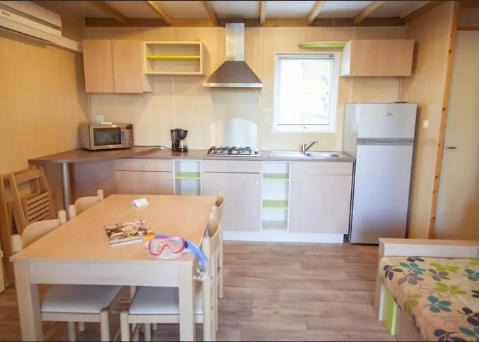 Senia Tucan Campsite