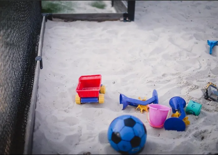 Senia Tucan Campsite 2*