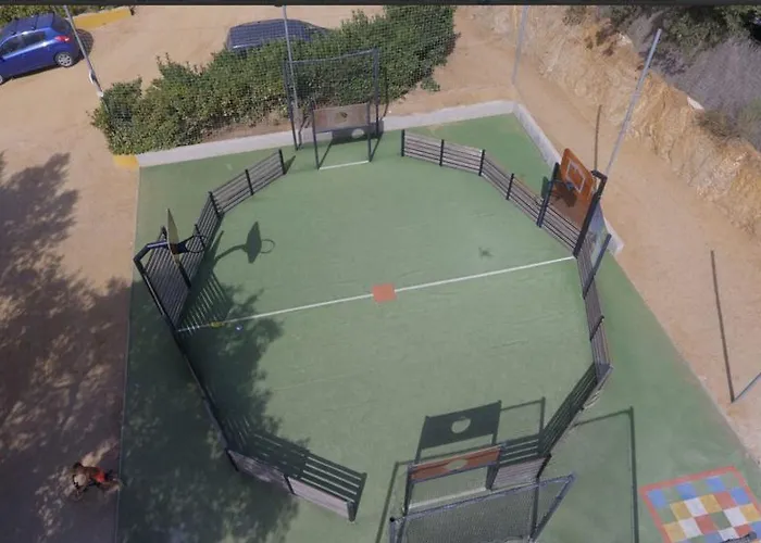 Senia Tucan Camping 2*