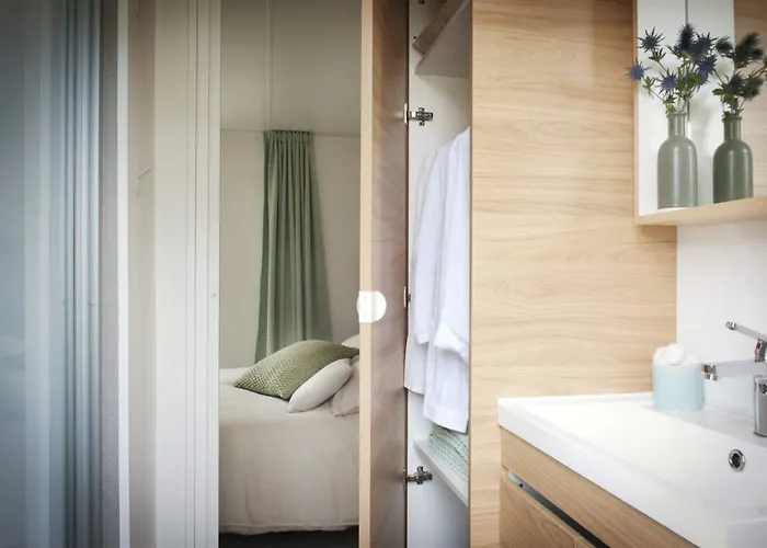 Senia Tucan Lloret de Mar