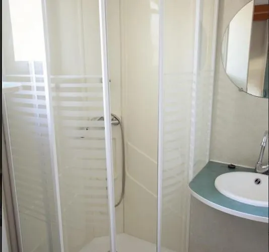 Senia Tucan Lloret de Mar